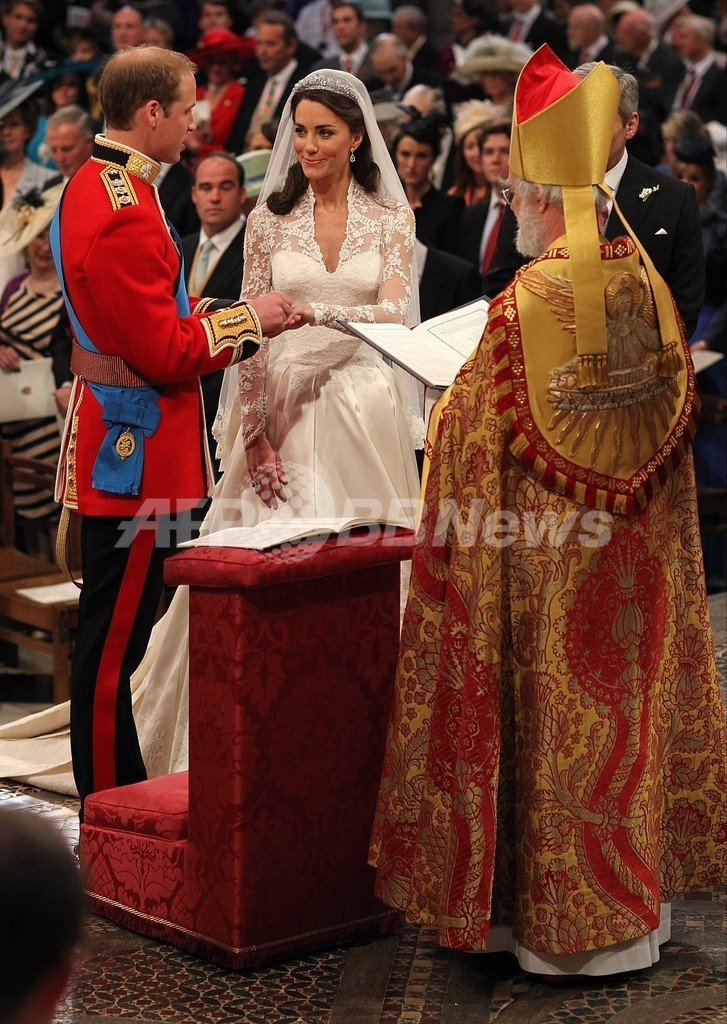 英国のウィリアム王子、世紀の結婚式