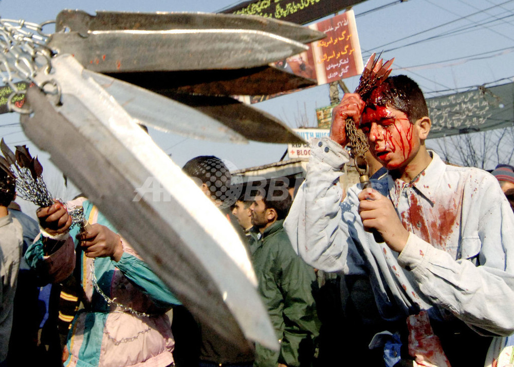国際ニュース：AFPBB Newsイスラム宗教儀礼「アーシュラー」、最高潮を迎える - インド