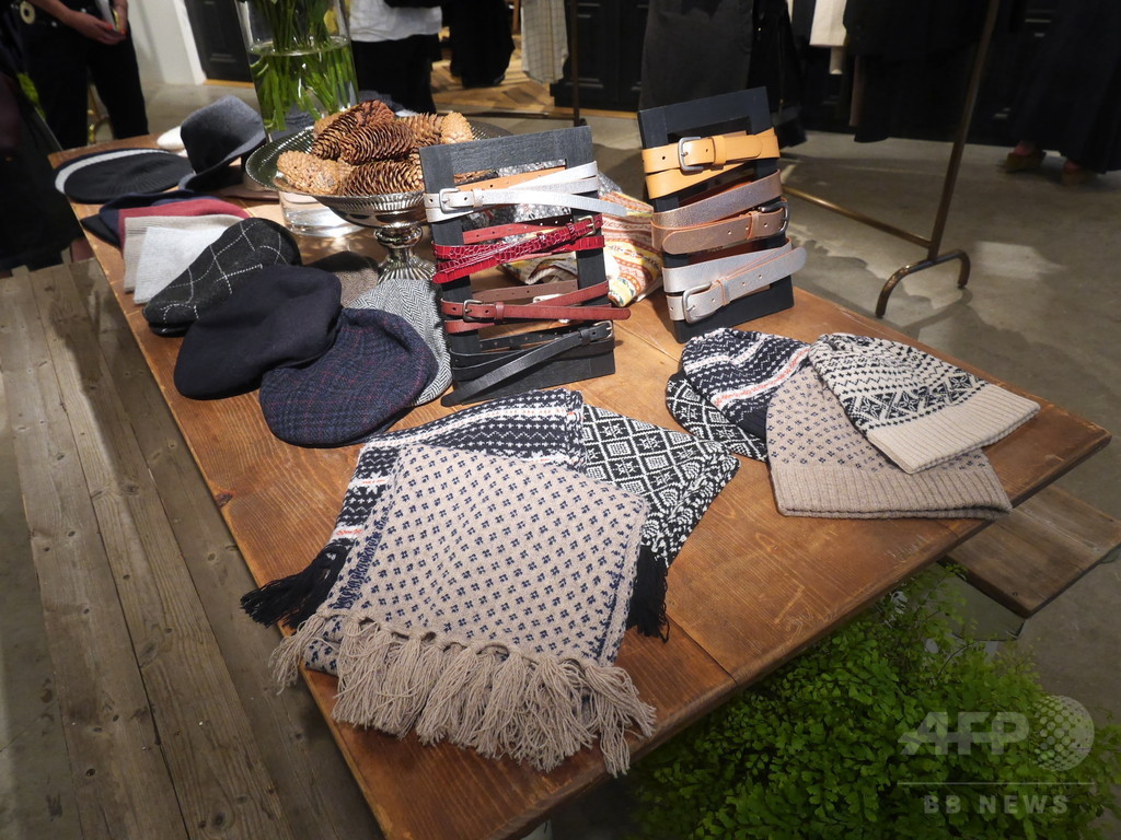 イネス来日、「ユニクロとのコラボは自由な組み合わせで楽しんで」