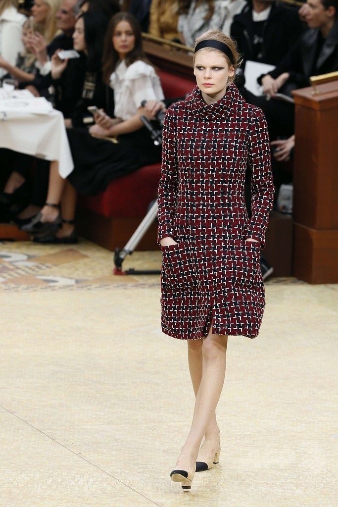 一日限りのブラッスリーオープン、「シャネル」15/16秋冬