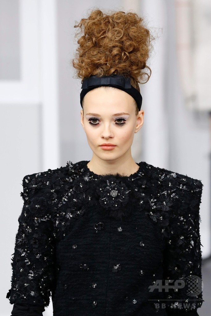 「シャネル」16/17年秋冬パリ・オートクチュール