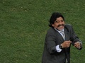 サッカー元アルゼンチン代表のレジェンド、ディエゴ・マラドーナ氏（2010年6月27日撮影）。(c)Pedro UGARTE / AFP