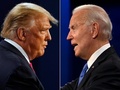 米大統領選を争うドナルド・トランプ氏（左）とジョー・バイデン氏（2020年10月22日作成）。(c)Morry GASH and JIM WATSON / AFP