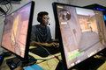 ミャンマー・ヤンゴンで、トレーニングを受けるeスポーツチームのメンバー（2019年8月19日撮影）。(c)Sai Aung MAIN / AFP