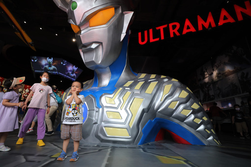 新品 ウルトラマンゼロ ゴールド 金 非売品 上海海昌海洋公園限定 海外限定 ウルトラマンゼロゴールド非売品 上海海昌海洋公園限定中国限定