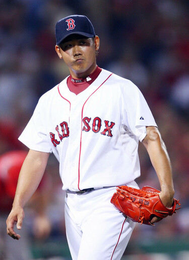 松坂7安打3失点 レッドソックス2連勝で王手 写真6枚 国際ニュース