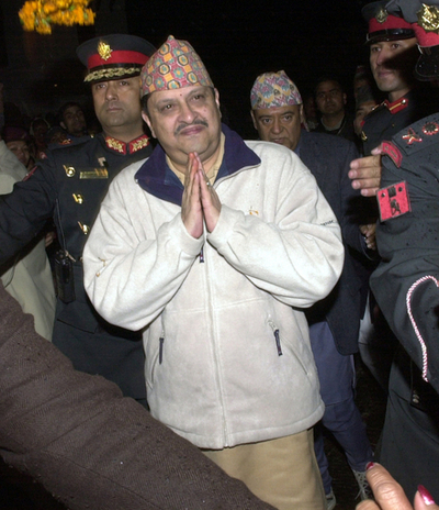 ネパール共産党毛沢東主義派が暫定政権復帰、ネパールの王制廃止へ　