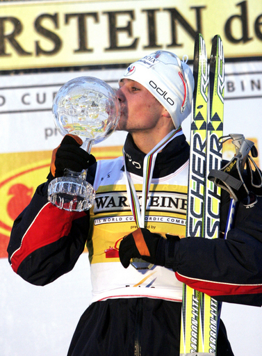 ＜ノルディックスキー複合 06-07W杯・最終第19戦＞シャプイ スプリントでの種目別年間総合優勝を果たす - ポーランド