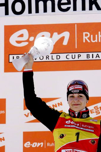 ノイナー バイアスロンW杯女子で年間総合優勝