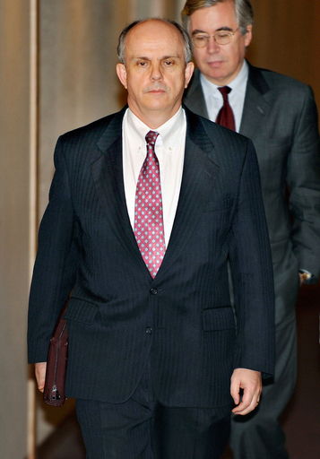 沖縄少女暴行事件で日本政府が米臨時大使と直接協議