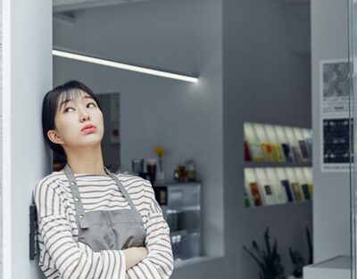 客を無視、自ら料理（5000円分）作り食べる韓国料理店のバイト…気の毒な経営者に同情集まる