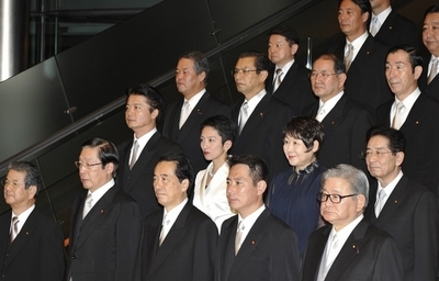 5兆円の追加経済対策を閣議決定、菅内閣