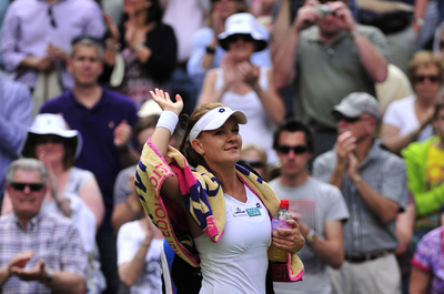 ラドワンスカが初の決勝進出、ウィンブルドン選手権