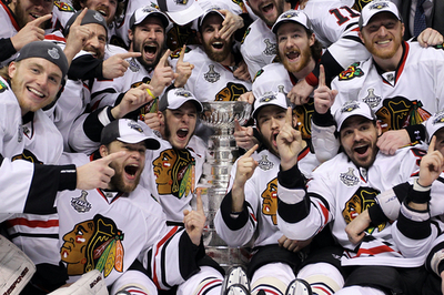 ブラックホークス 49年ぶりのスタンレーカップ制覇