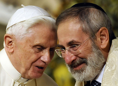 ローマ法王、シナゴーグを訪問 ユダヤ人社会の反応は冷ややか