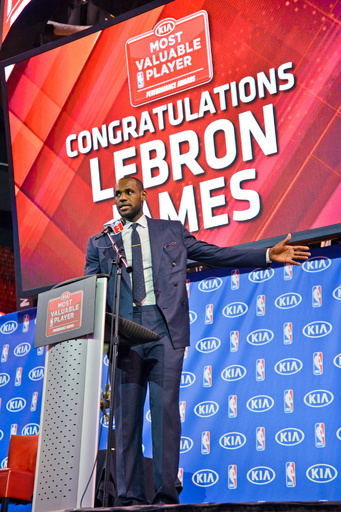 レブロン・ジェームズが4度目のレギュラーシーズンMVP