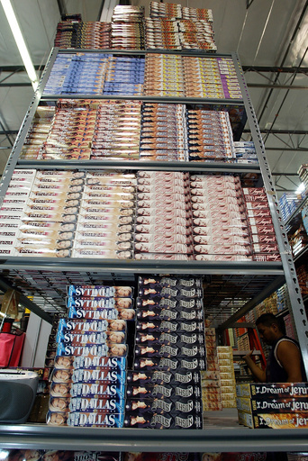 ポルノ俳優のコンドーム着用義務化案を否決、米カリフォルニア州