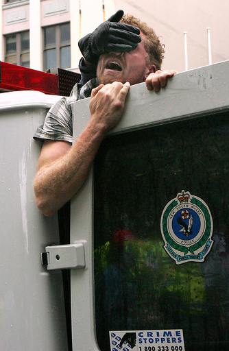 チェイニー米副大統領訪問に抗議デモ - オーストラリア