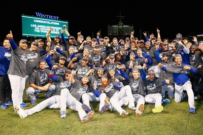 ドジャースが29年ぶりのWS進出! ヘルナンデス3発でカブスに大勝