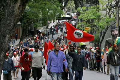 ブラジル全土で農地改革求めるデモ