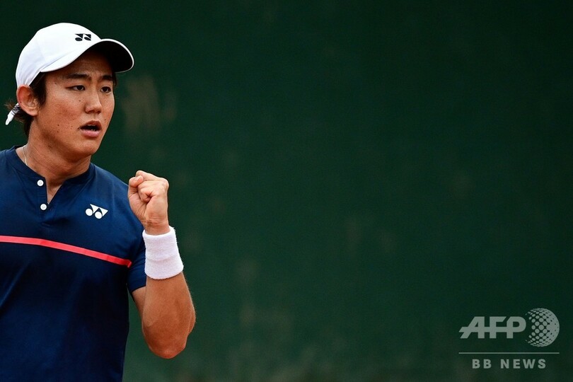 西岡が第19シード破り全仏OP2回戦へ、杉田は敗退