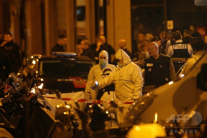 パリ中心部のナイフ襲撃、ISが犯行声明