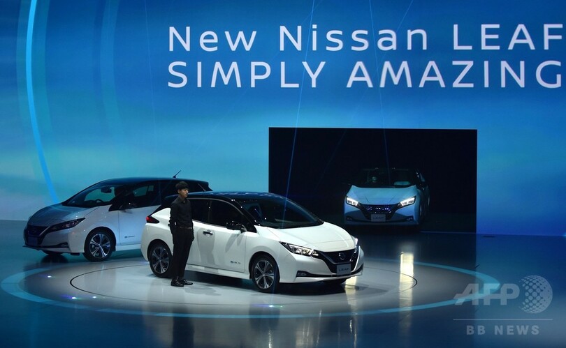 日産、新型「リーフ」お披露目 千葉