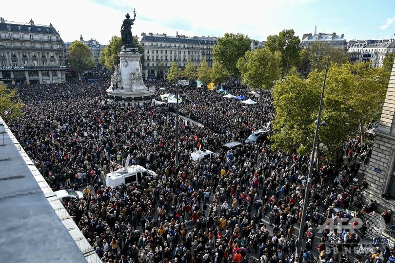 「私たちは恐れていない」 教師殺害に仏各地でデモ