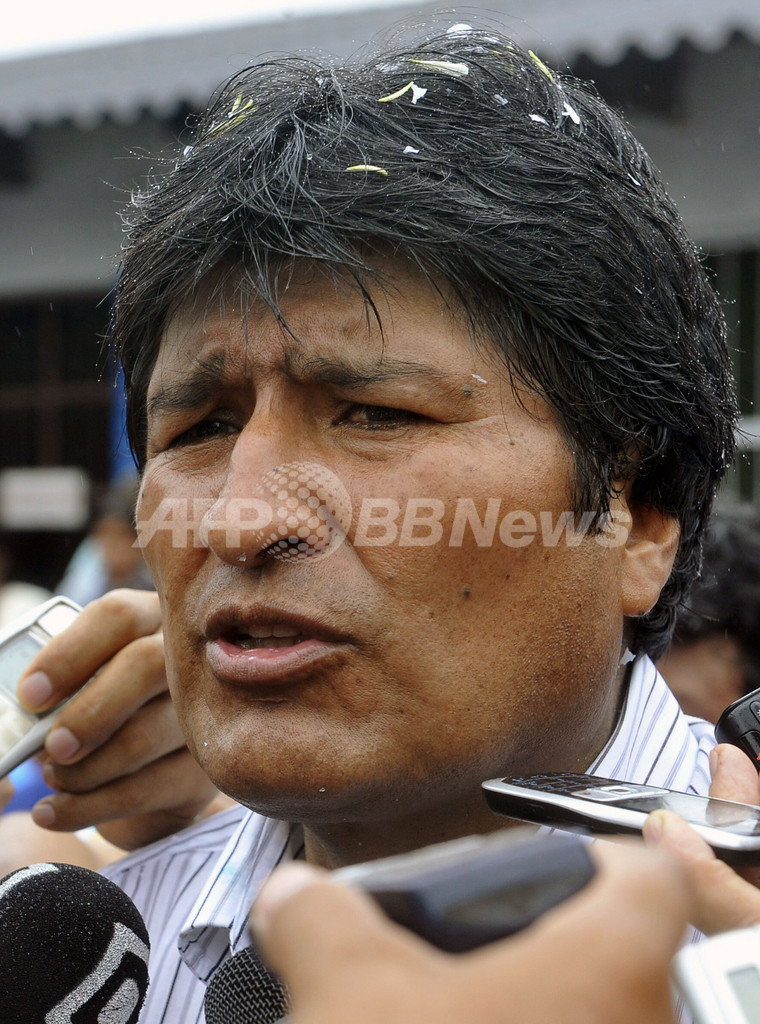 ボリビア大統領選、現職モラレス氏の再選確実 出口調査