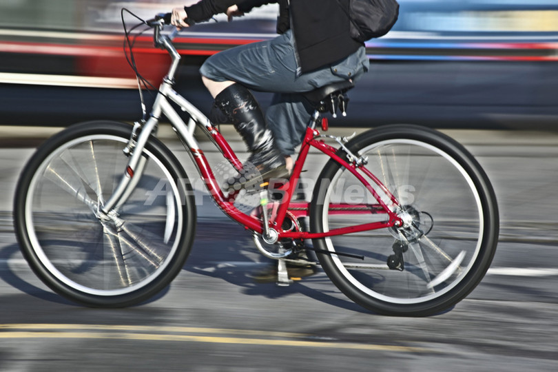 自転車のサドル、女性も性機能障害に陥るリスク 米研究 自転車のサドル、女性も性機能障害に陥るリスク 米研究