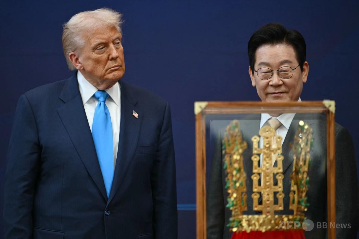 韓国、トランプ氏に「金の王冠」贈呈 写真12枚 国際ニュース：AFPBB News