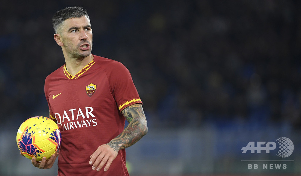 コラロフがインテルに移籍、21歳と先発争いか 写真1枚 国際ニュース