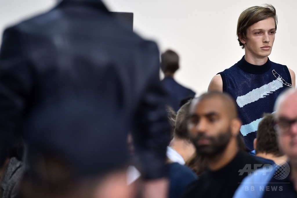 「J.W.アンダーソン」16年春夏メンズ