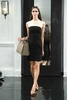 米ニューヨーク市内で発表された「Victoria Beckham Dresses」11年春夏コレクション（2010年9月12日撮影）。（c）AFP/Getty Images /Frazer Harrison