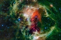米航空宇宙局（NASA）などが公表した、銀河や星雲の画像、地球の衛星写真などを紹介する。

写真は、NASAの広域赤外線探査衛星「WISE（Wide-field Infrared Survey Explorer）」が撮影した、カシオペア座の魂星雲（Soul Nebula、IC 1848、W5）。胎児星雲（Embryo Nebula）の名でも知られるこの星雲は、地球から約6500光年離れた場所に位置する散開星団で、雲状のちりとガスに囲まれて150光年にわたって広がっている（2010年4月5日公開）。(c)AFP/NASA/JPL-CALTECH/UCLA