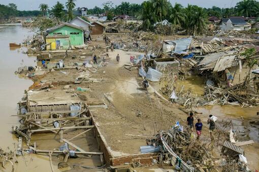 東南アジア豪雨、死者1500人超に 写真7枚 国際ニュース：AFPBB News