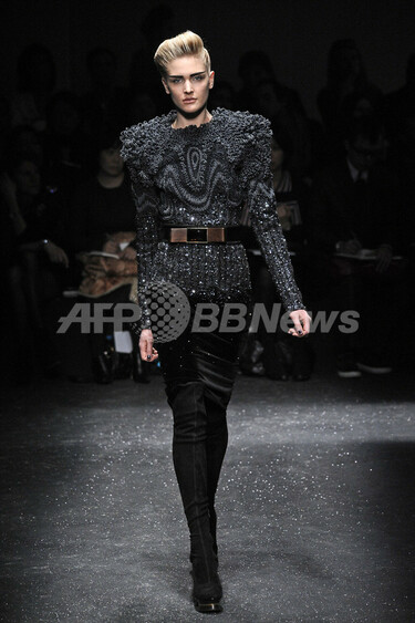 09/10年秋冬ミラノ・コレクション＞ジャンフランコ フェレ、新作を発表