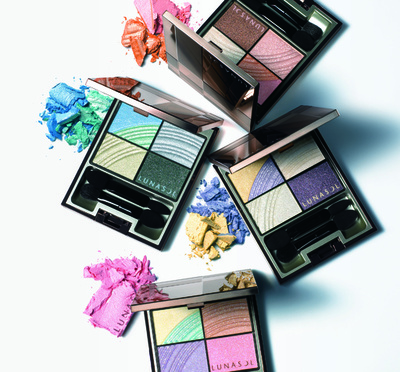 ダブルレインボーにインスパイアされた「ルナソル」の春メイク