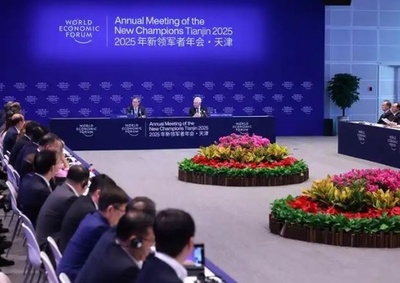 李強総理 2025年夏季ダボス会議商工界代表座談会に出席