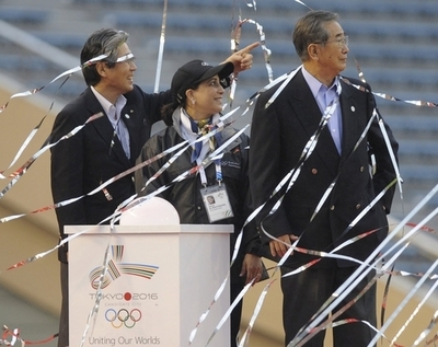 五輪東京開催に向け、IOC評価委メンバーに料理でもアピール