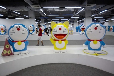 「実物大」のドラえもん100体大集合、マレーシア