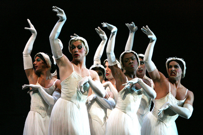 男性だけのバレエ団、ベルリンでまもなく公演 - ドイツ