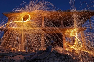 【今日の1枚】静寂に火花を、破壊されたシリアの村