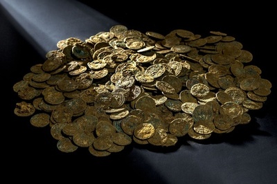 サクランボ果樹園から古代ローマ時代の硬貨4000枚、スイス