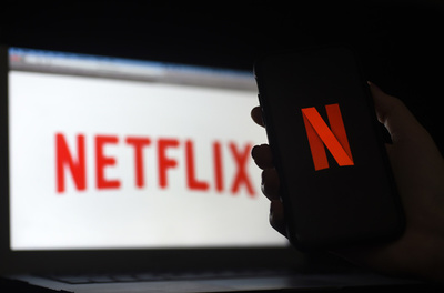 スペイン、「ネトフリ税」法案発表 配信大手への課税で映画界支援