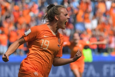 欧州王者オランダが白星発進、後半ATに決勝弾 女子W杯
