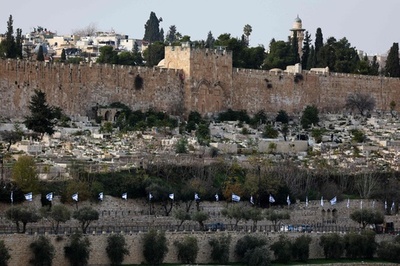 イスラム墓地にロバの頭、置いた男を逮捕 東エルサレム