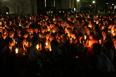 米エール大研究室の壁内死体、結婚間近の不明女子学生と断定