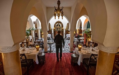 モロッコの酒場 映画『カサブランカ』へのオマージュ 公開から80年