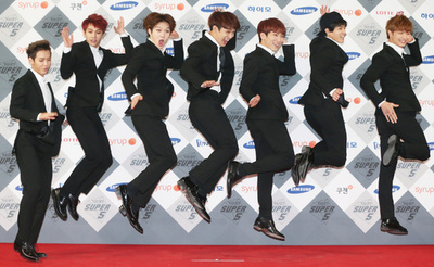 年末恒例のSBS「歌謡大祭典」、ソウルで開催